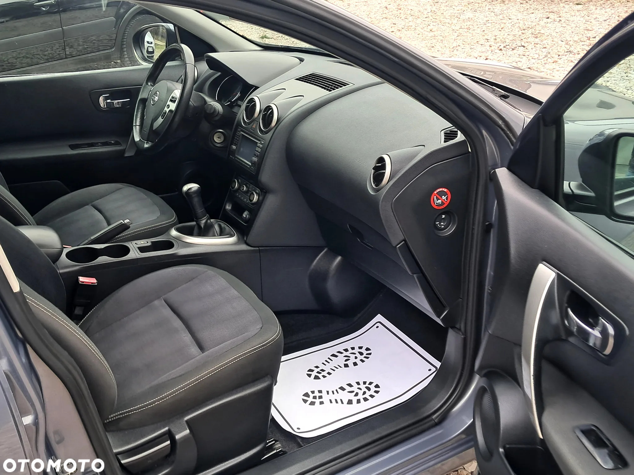 Nissan Qashqai 1.6 visia - 18