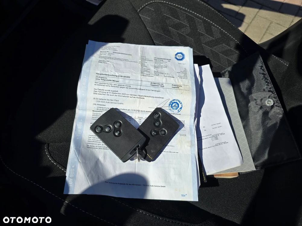 Renault Clio - 33