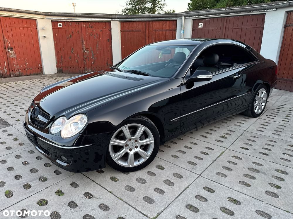 Mercedes-Benz CLK - 32