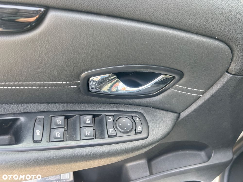 Renault Grand Scenic Gr 1.6 dCi Energy Bose Edition - 12