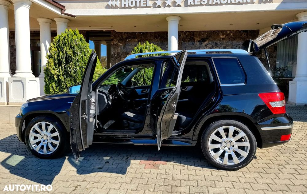 Mercedes-Benz GLK 220 CDI (BlueEFFICIENCY) - 3