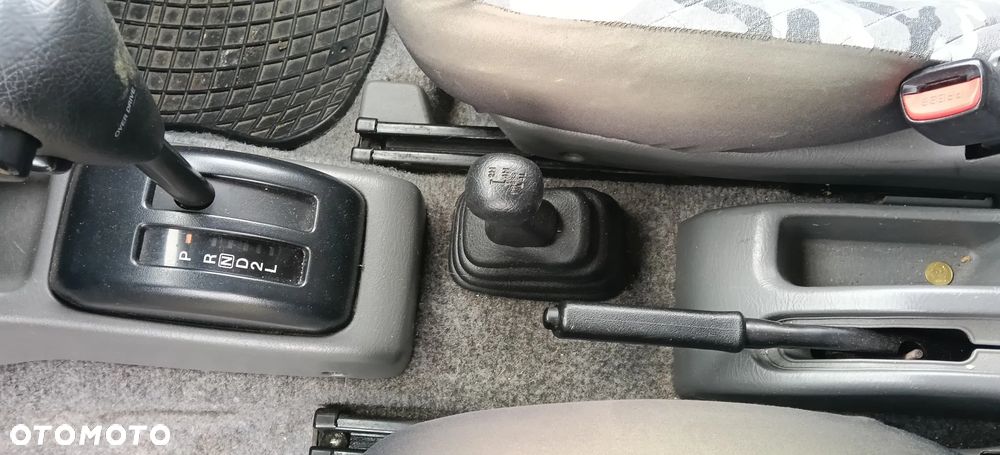 Suzuki Jimny - 15