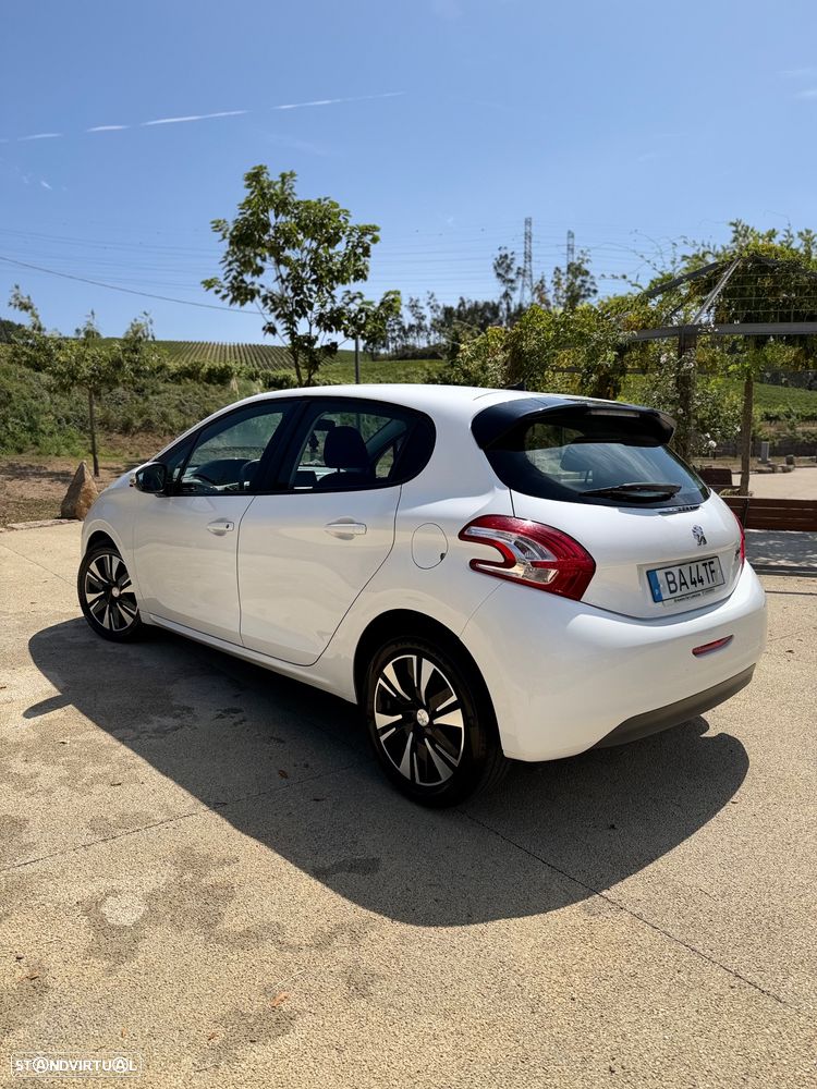 Peugeot 208 e-HDi 68 EGS5 Stop&Start Active - 2