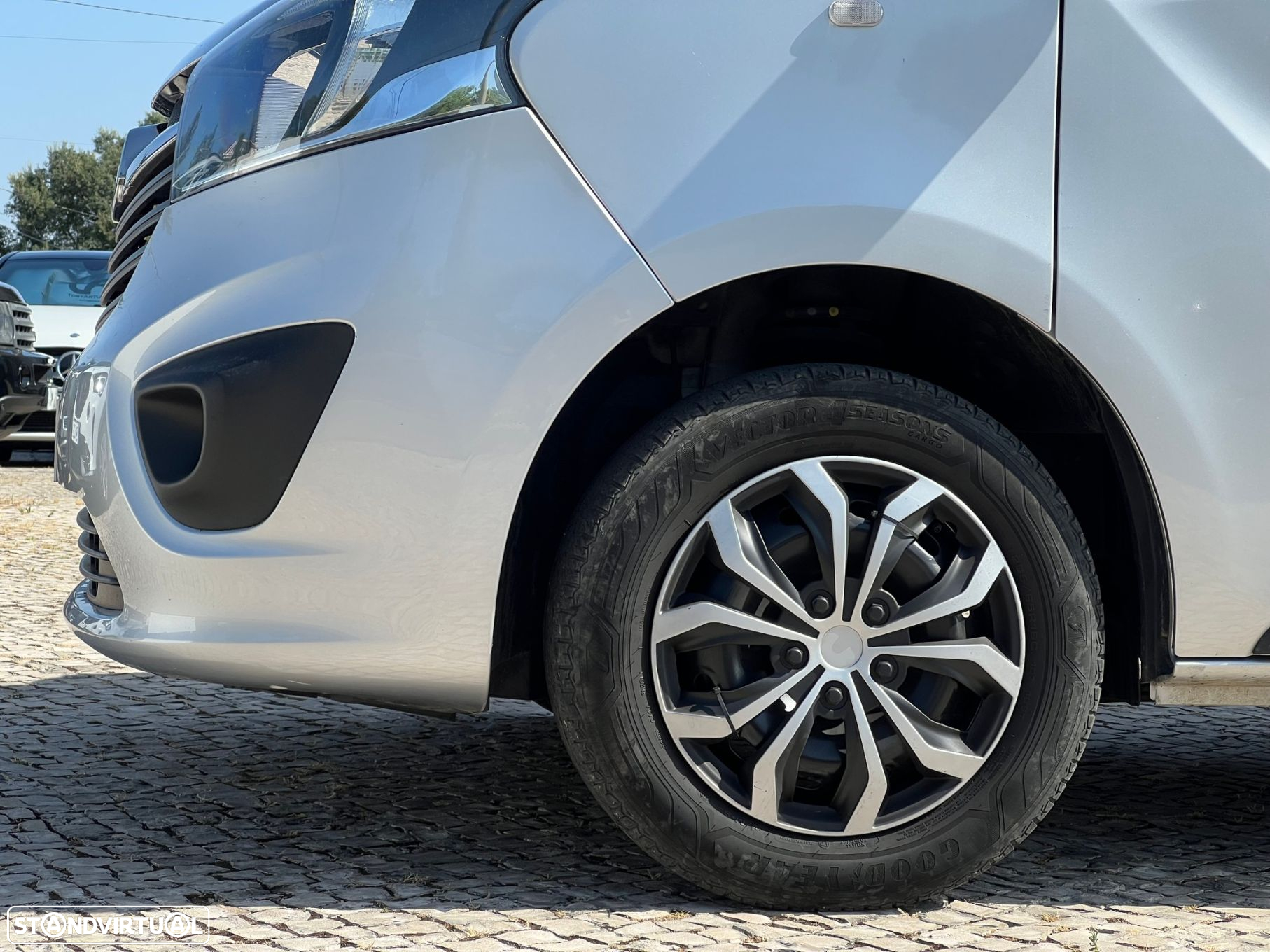 Opel Vivaro 1.6 CDTi L1H1 2.7T - 2