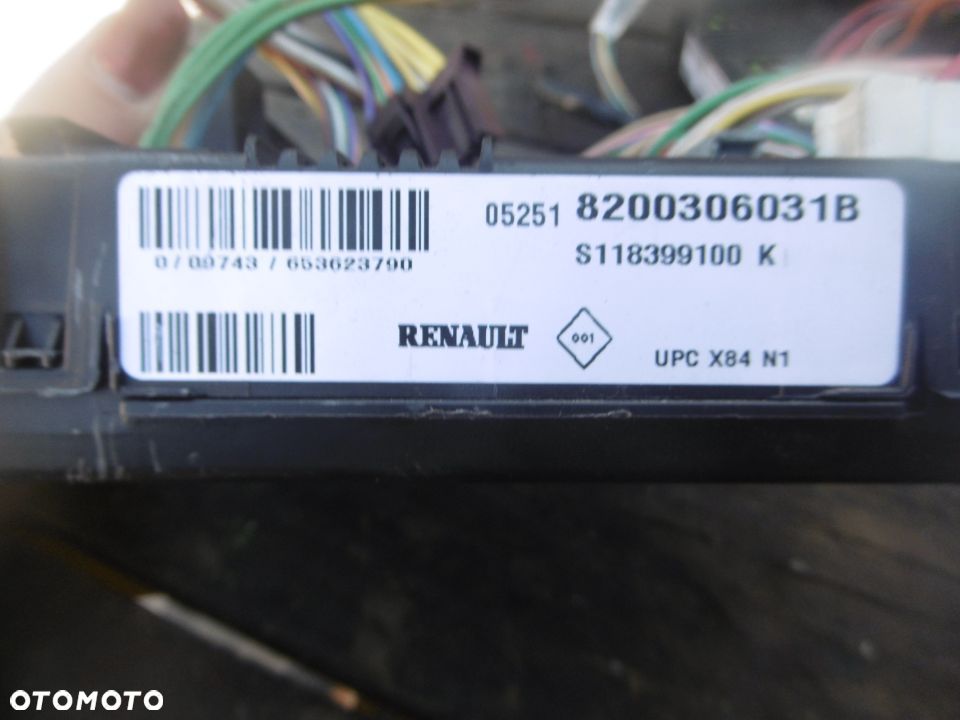 Skrzynka Moduł UPC MEGANE 8200306031B S118399100K - 2