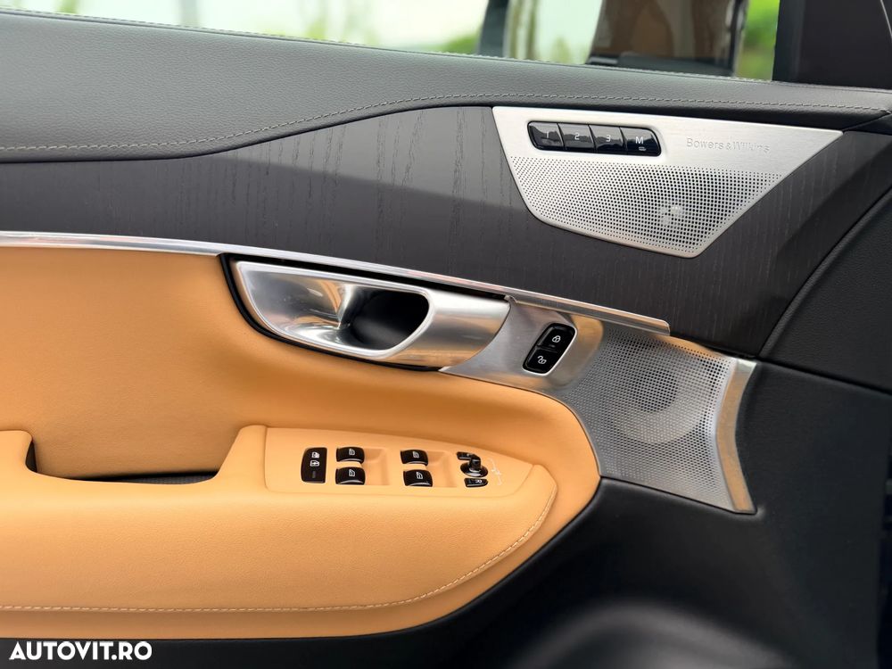 Volvo XC 90 B5 D AWD Ultimate Bright - 15