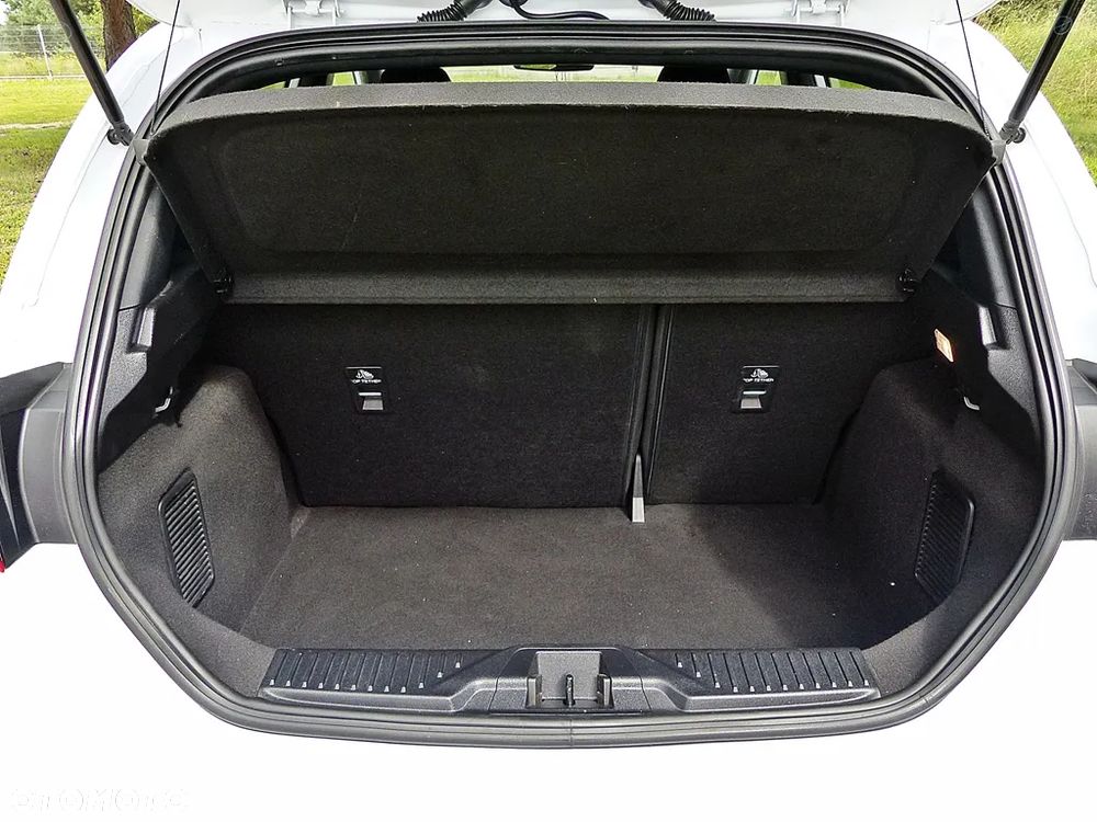 Ford Fiesta 1.0 EcoBoost Hybrid S&S ST-LINE - 17