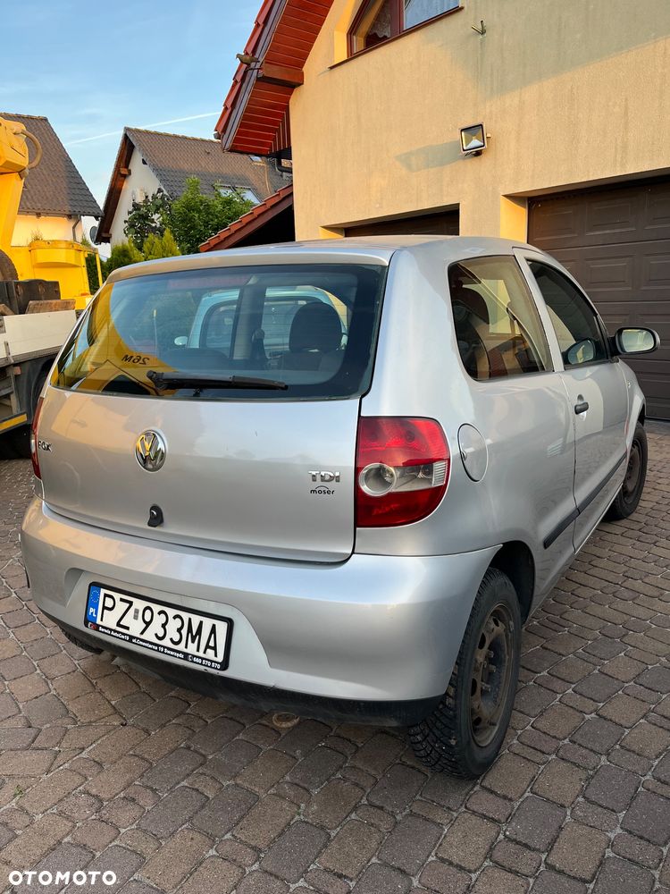 Volkswagen Fox - 2