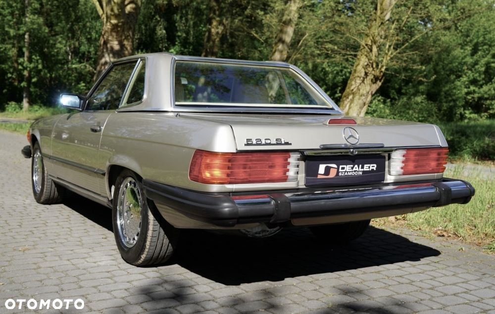 Mercedes-Benz SL - 13