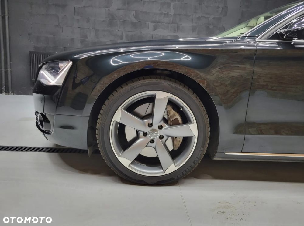 Audi A8 4.2 FSI Quattro - 5