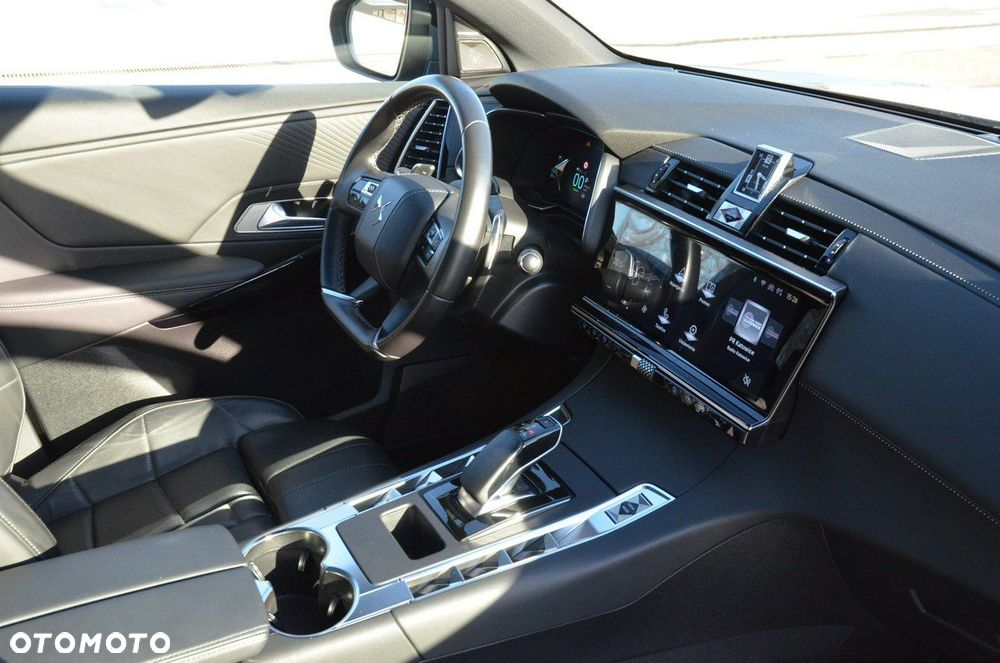 DS Automobiles DS 7 Crossback 1.6 E-Tense 4x4 So Chic - 29