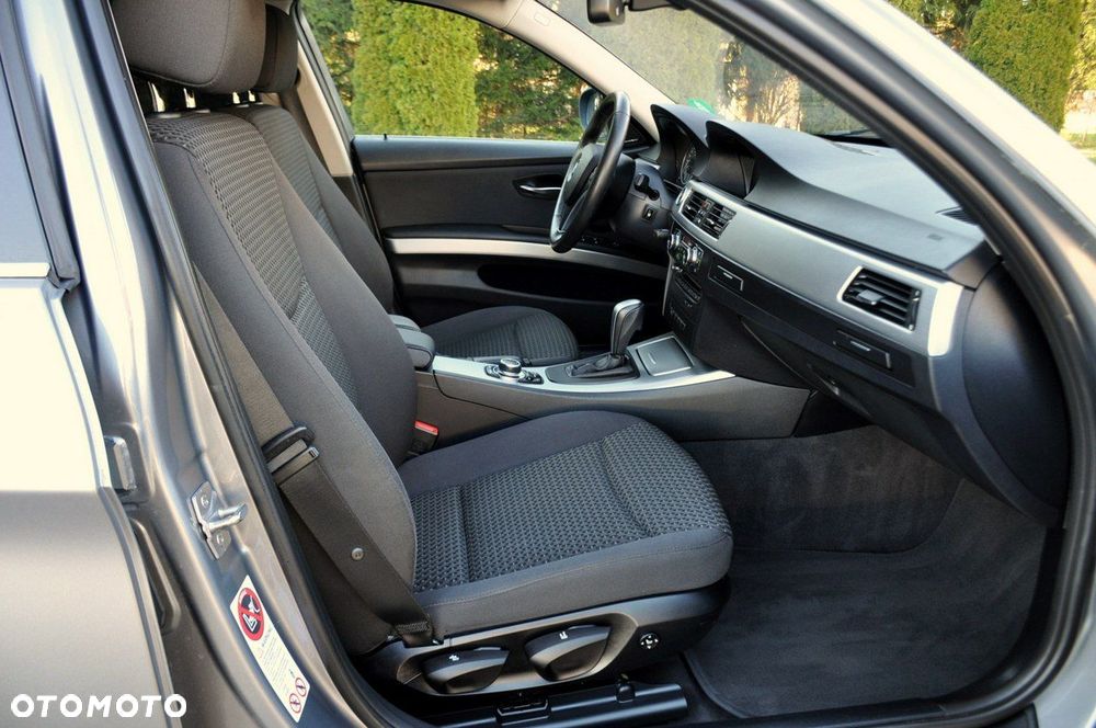 BMW Seria 3 - 17