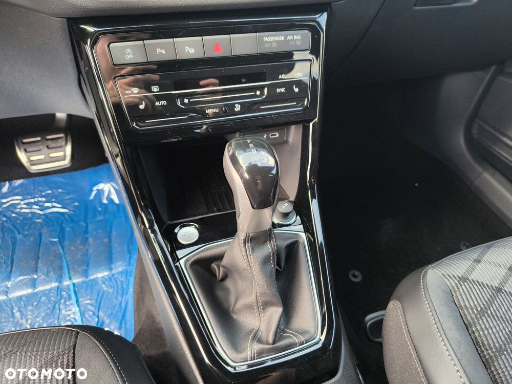 Volkswagen T-Cross 1.0 TSI R-Line Plus DSG - 16