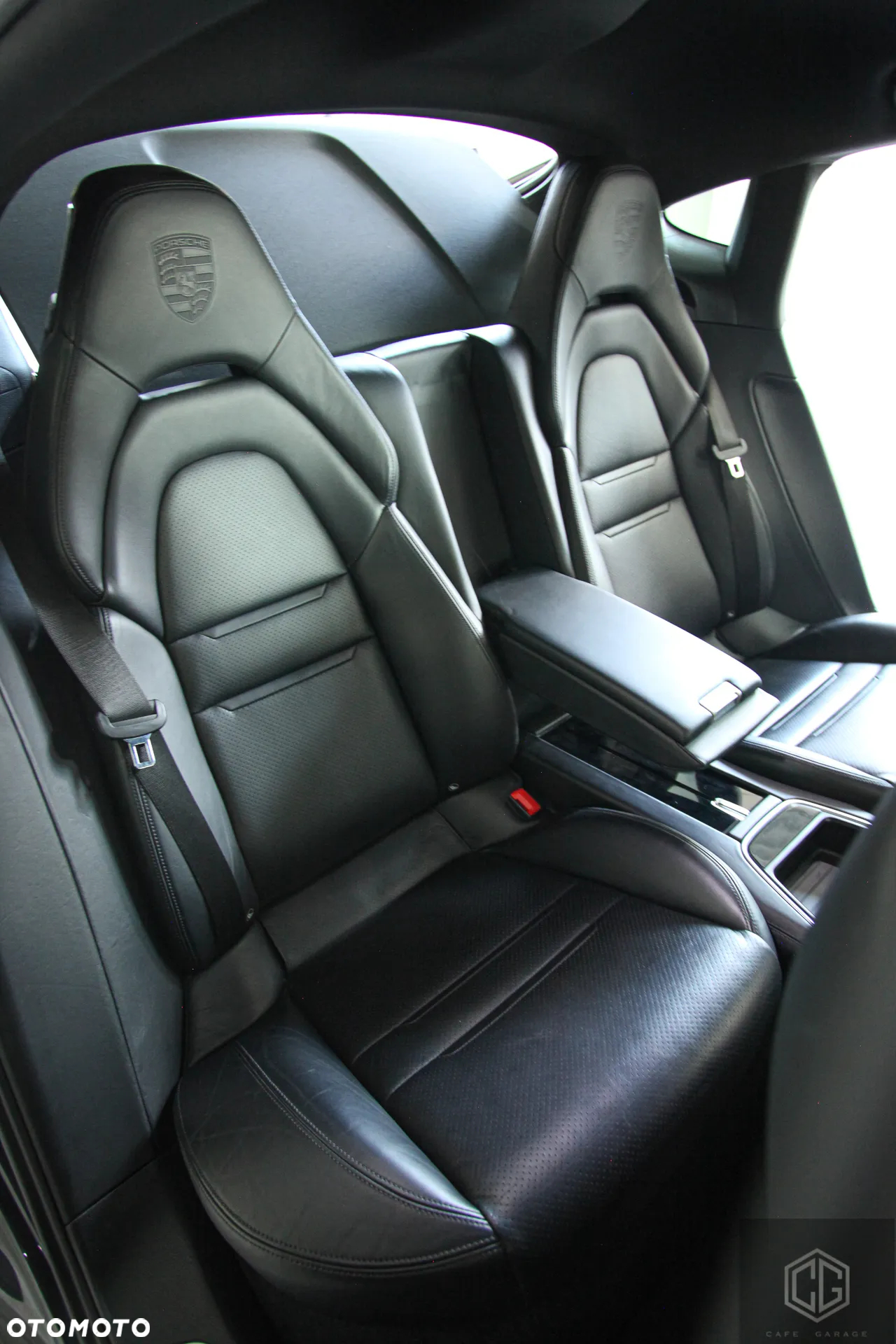 Porsche Panamera 4 - 31