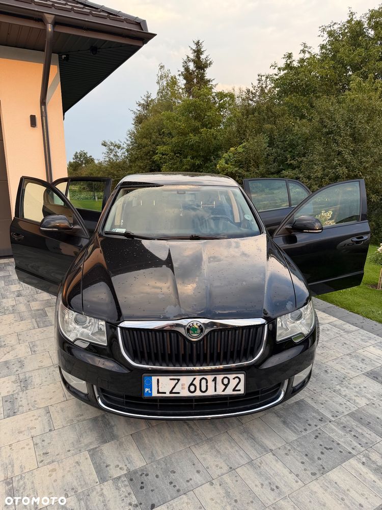 Skoda Superb 2.0 TDI Comfort - 4