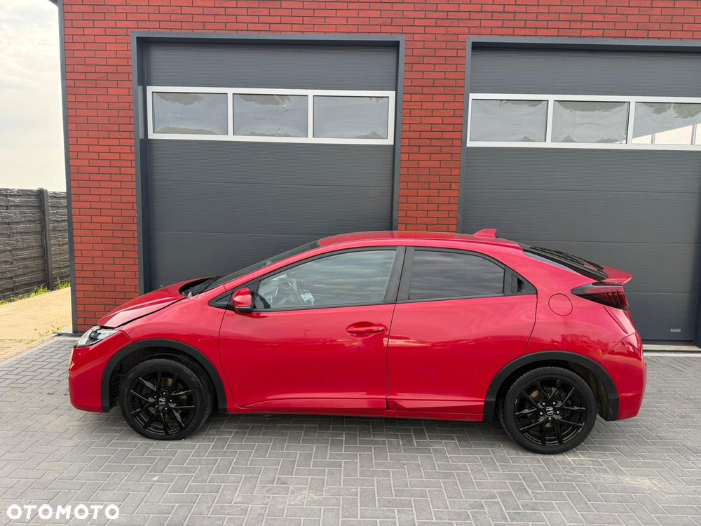 Honda Civic 1.6 i-DTEC Executive Black Edition - 22