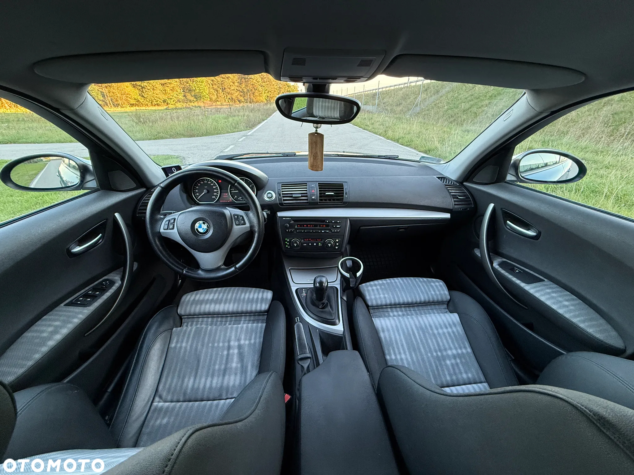 BMW Seria 1 - 14