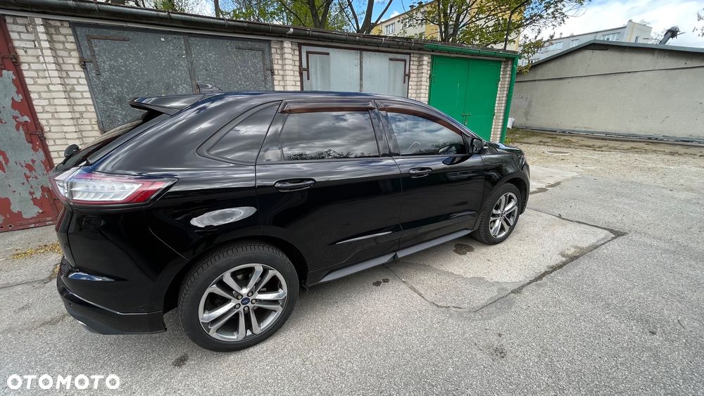 Ford Edge - 8