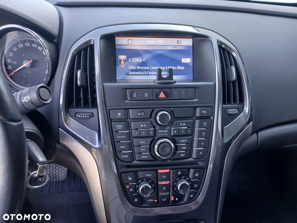Opel Astra 1.4 T Executive EU6 - 29