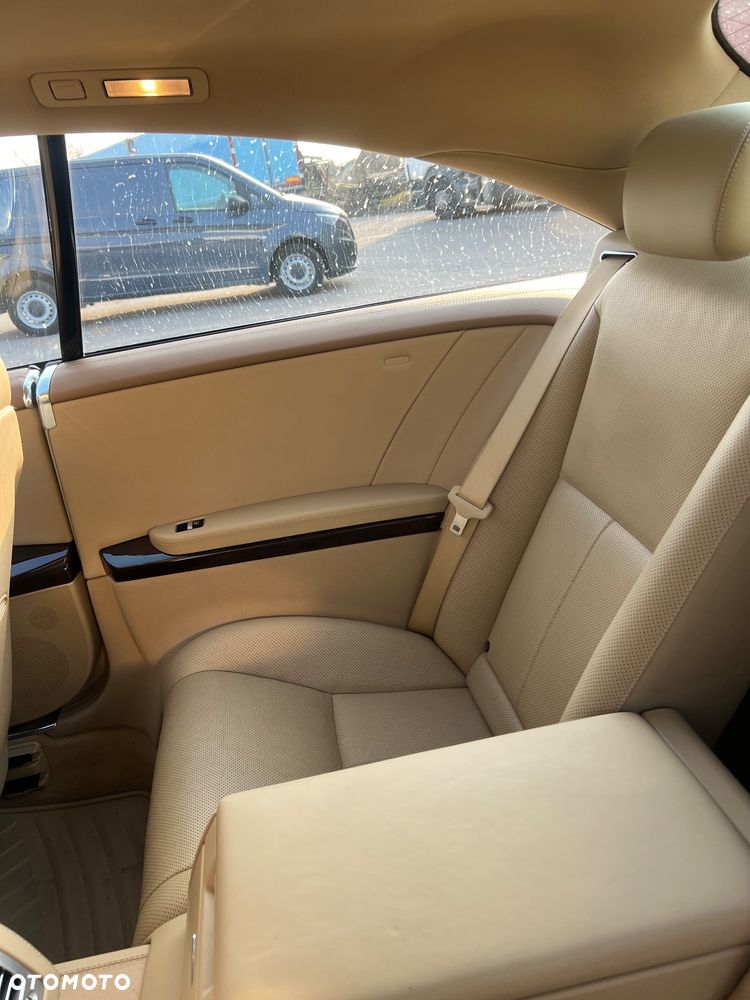 Mercedes-Benz CL 500 4-Matic BlueEff - 12
