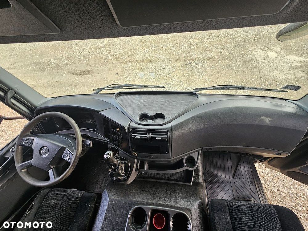 PRZEKŁADKA Z ANGLIKA DESKA ROZDZIELCZA MERCEDES ATEGO EURO 6 - 7