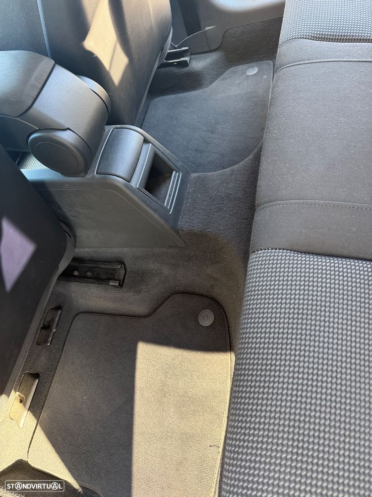 Audi A3 Sportback 2.0 TDI DPF Attraction - 7