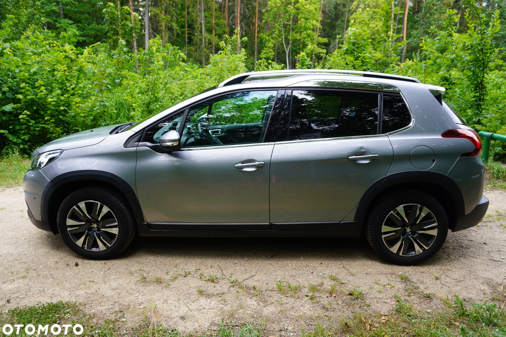 Peugeot 2008 1.2 Pure Tech Allure S&S EAT6 - 13
