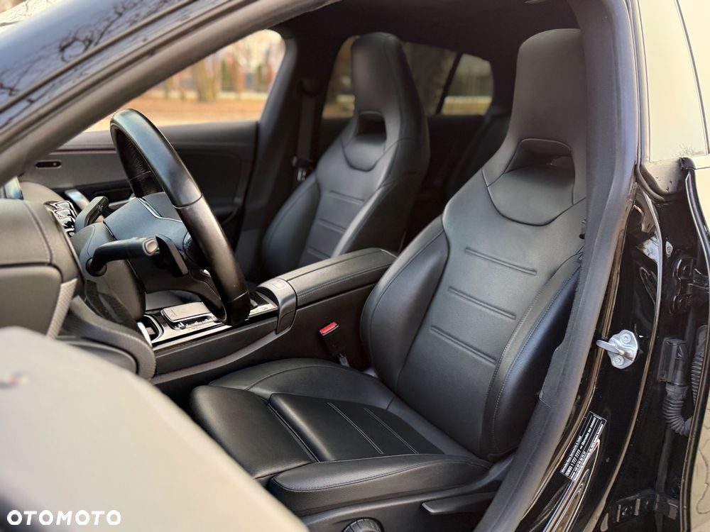 Mercedes-Benz CLA 220 d AMG Line 8G-DCT - 9