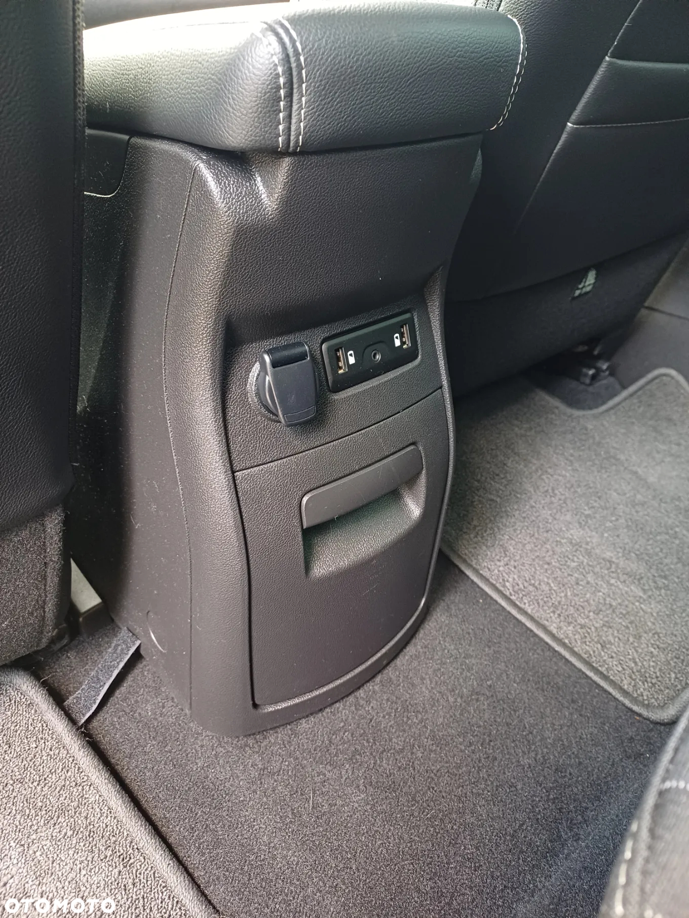 Renault Grand Scenic - 26