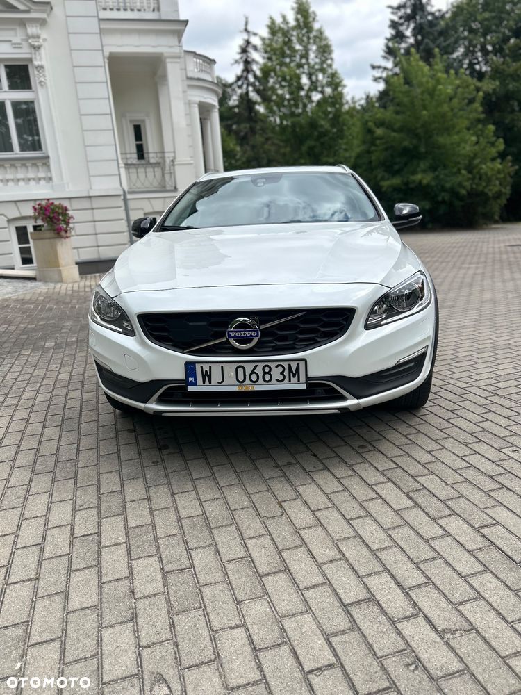 Volvo V60 Cross Country T5 AWD Momentum - 5