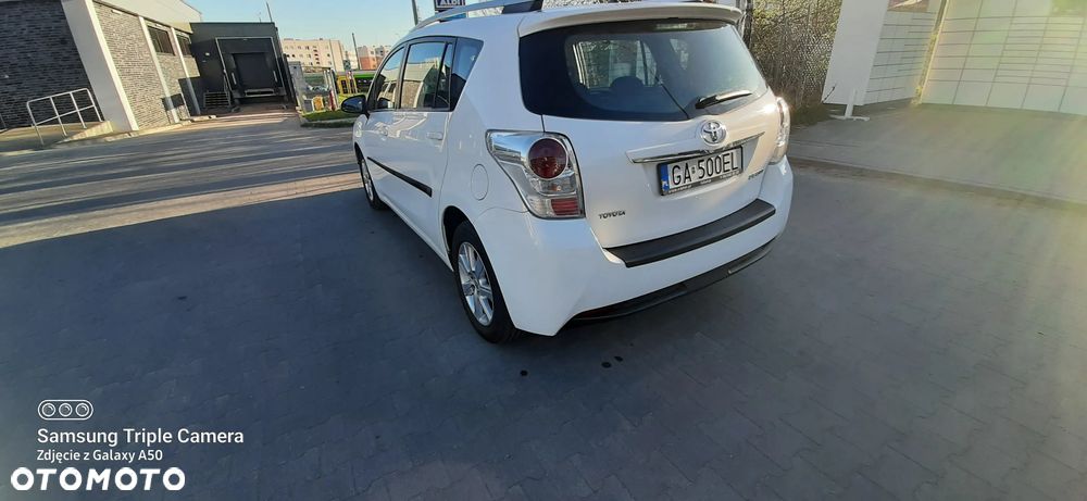 Toyota Verso 1.8 Premium 7os MS - 10