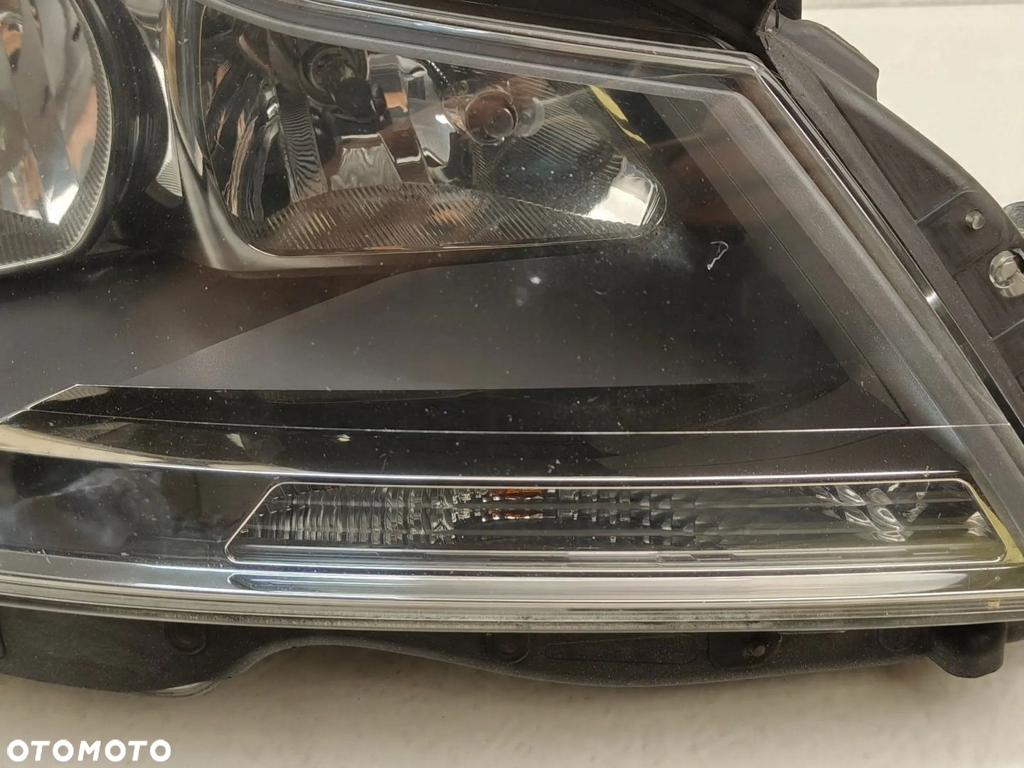 MERCEDES C W204 LIFT AMG PRAWA PRZEDNIA LAMPA H7 CZARNA A2048209859 UK - 8