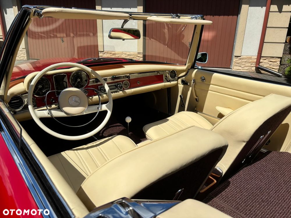Mercedes-Benz SL - 9
