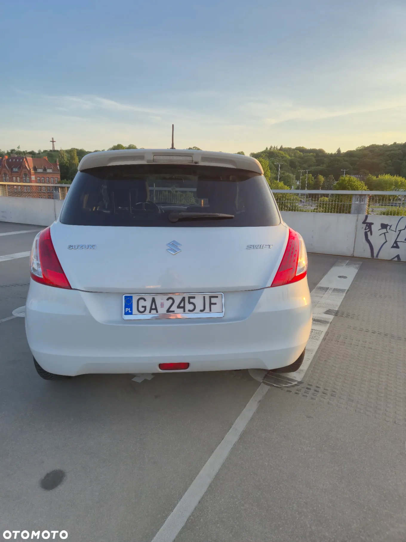 Suzuki Swift 1.2 Premium - 6