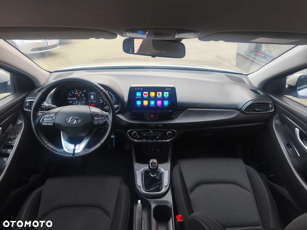 Hyundai i30 1.0 T-GDI GO Plus - 6