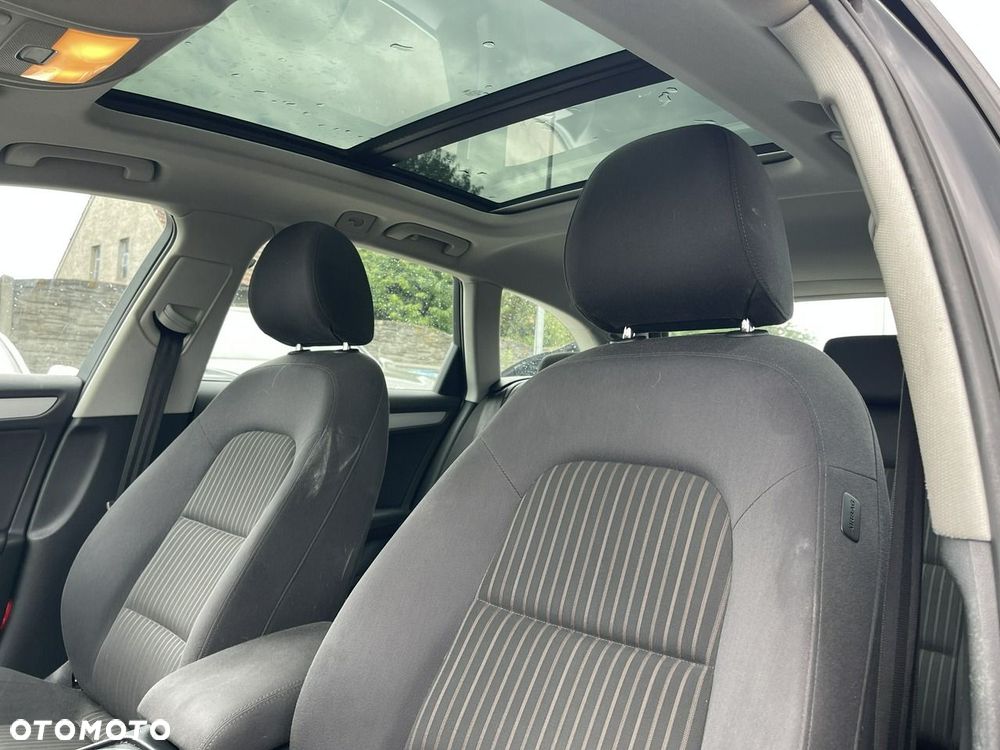 Audi A4 Avant 40 TDI quattro S tronic - 12