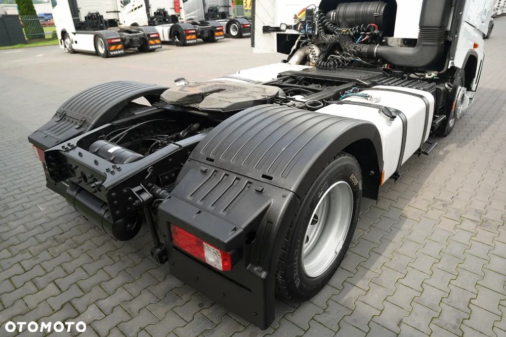Ford F-MAX 500 / MEGA /  LOW DECK / KLIMATYZACJA POSTOJOWA / BOGATE WYPOSAŻENIE / EURO 6 - 16