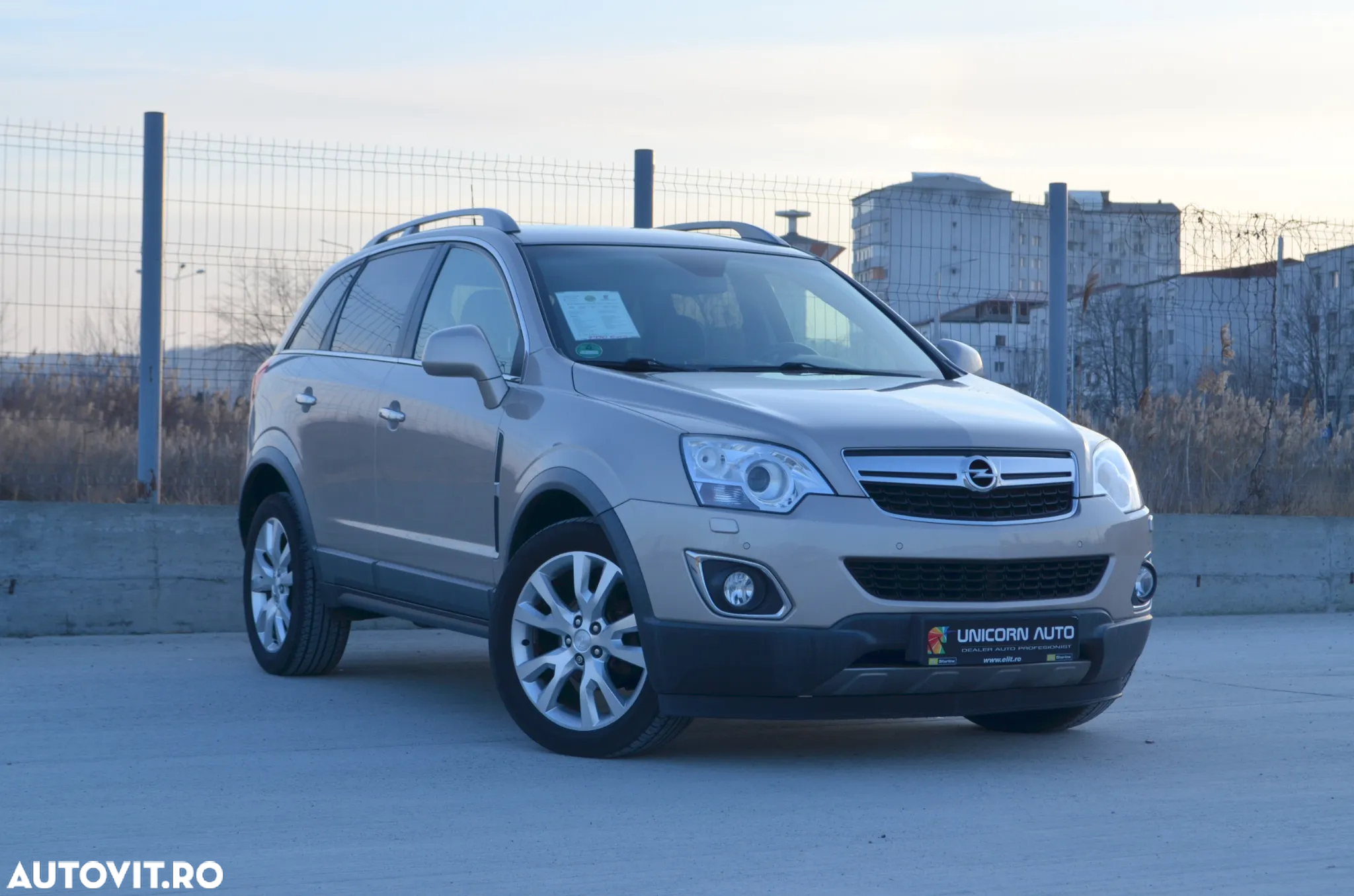 Opel Antara 2.2 CDTI 4x4 Aut. Cosmo - 2