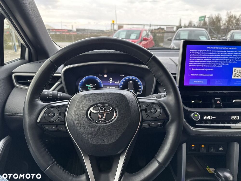 Toyota Corolla Cross - 17