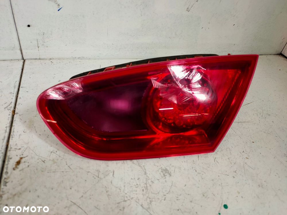 lampa prawy tył w klapę leon ii lift 1p0945094f - 2