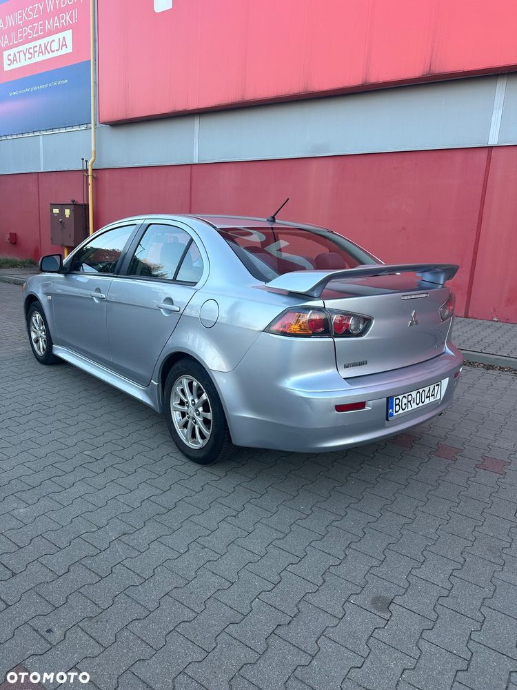Mitsubishi Lancer - 7