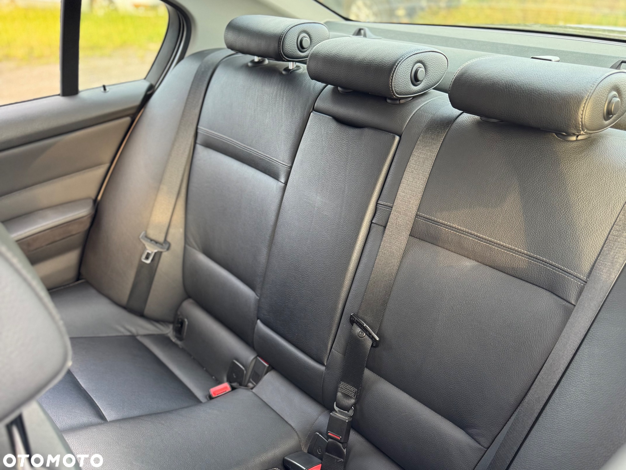 BMW Seria 3 325i - 26