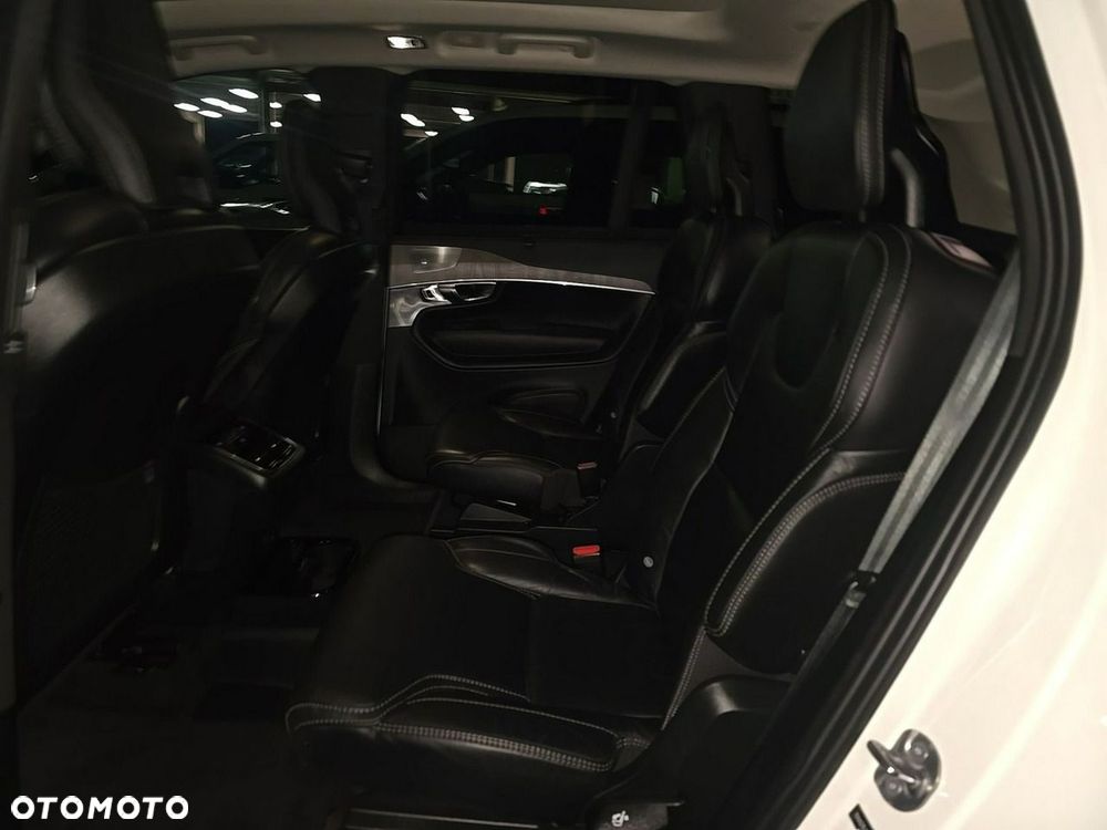 Volvo XC 90 - 10