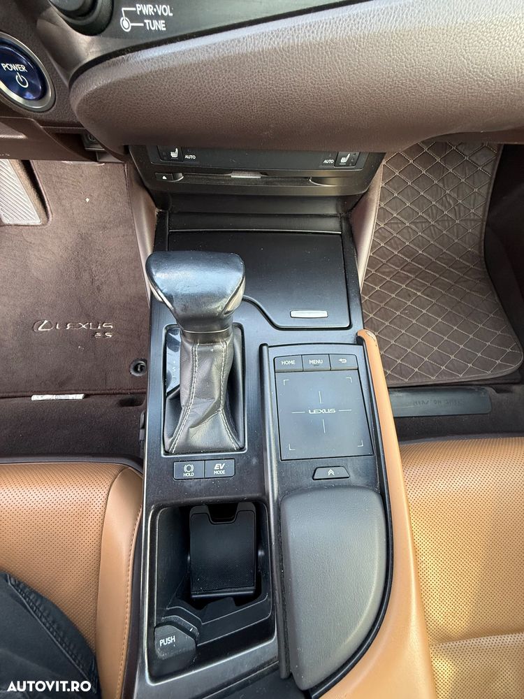 Lexus Seria ES 300h Executive - 10