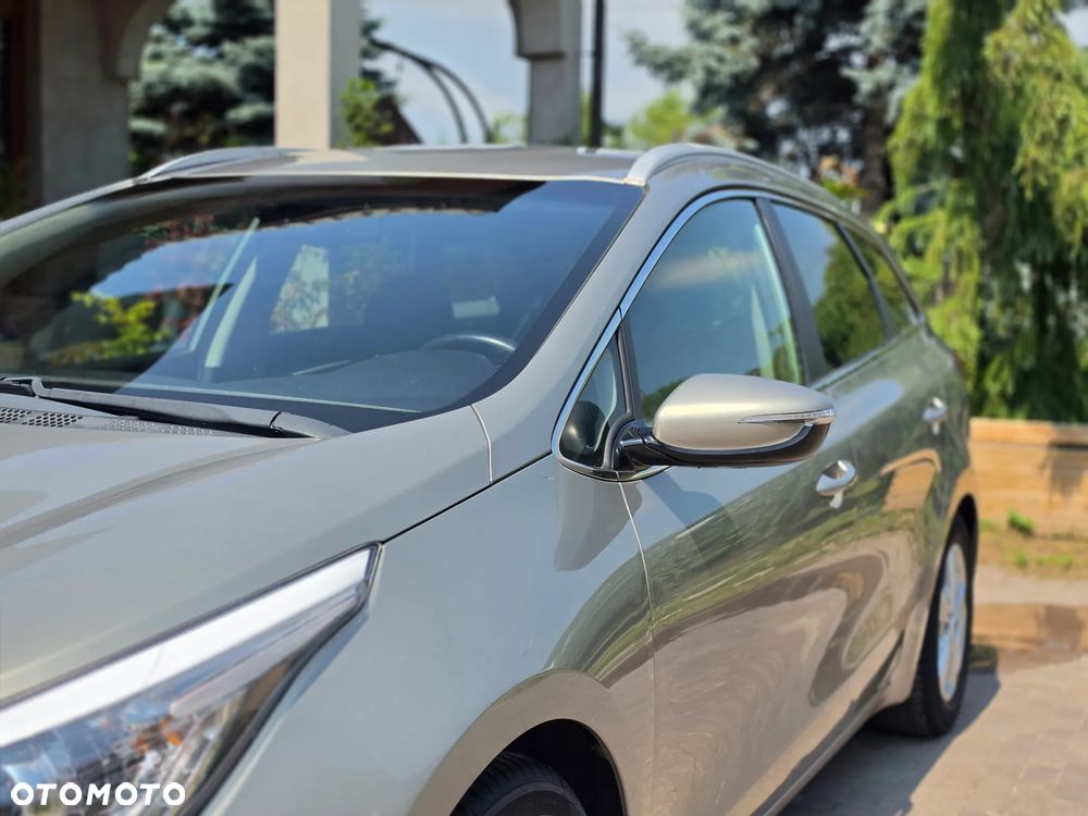 Kia Ceed - 6