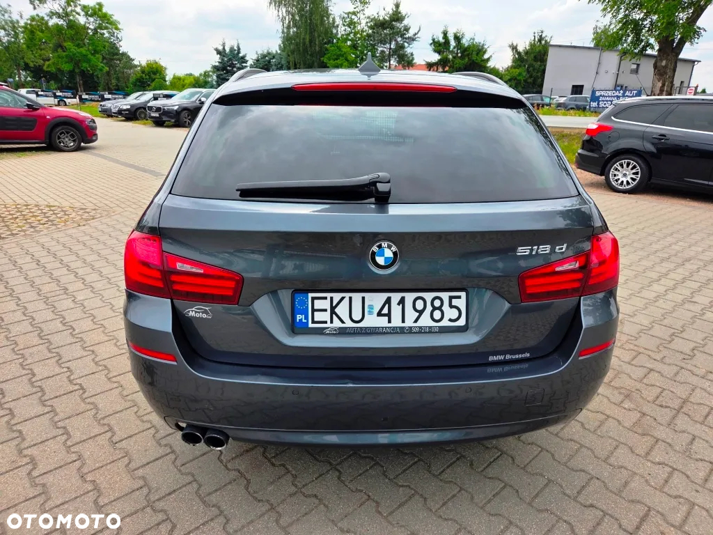 BMW Seria 5 518d Business Edition - 10