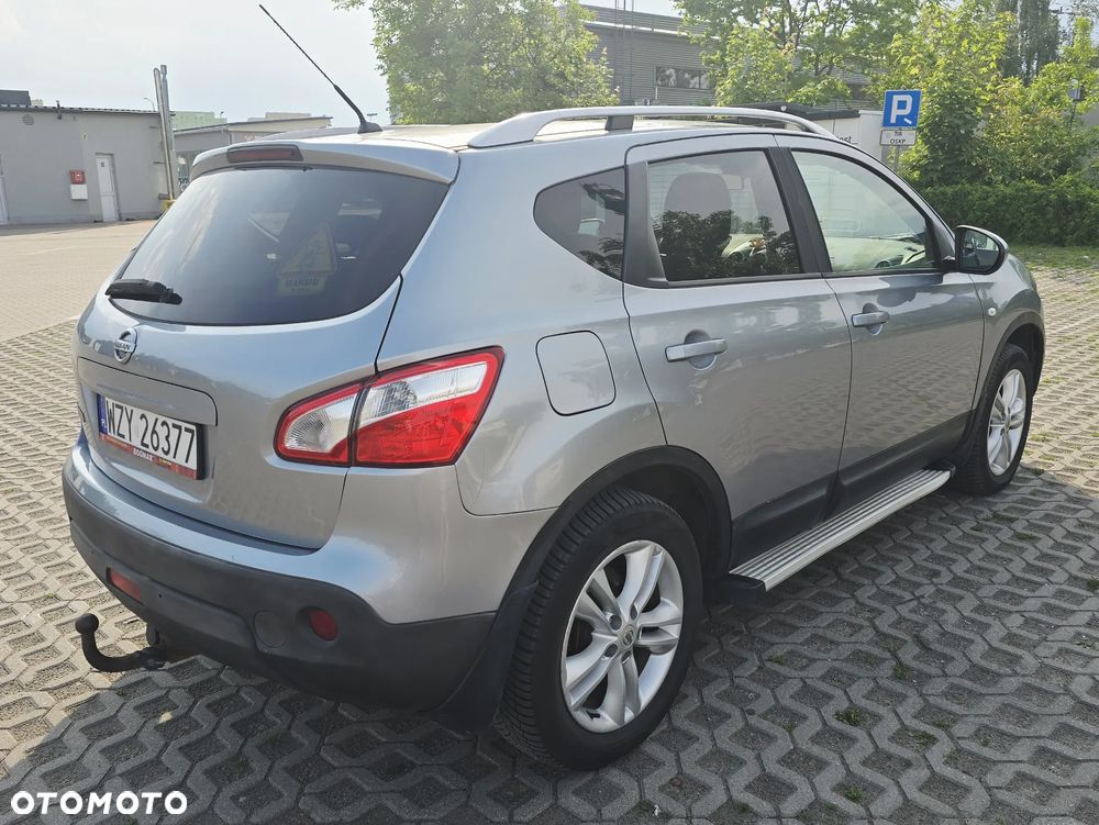 Nissan Qashqai 1.6 DCi 4x4 Tekna - 6
