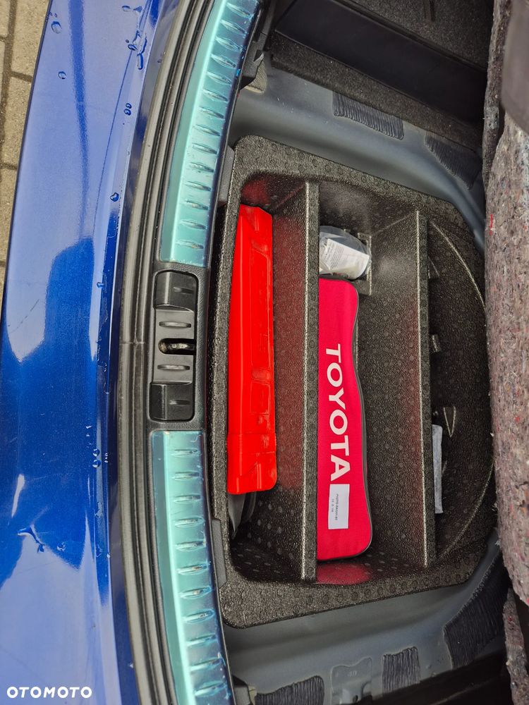 Toyota Auris - 16