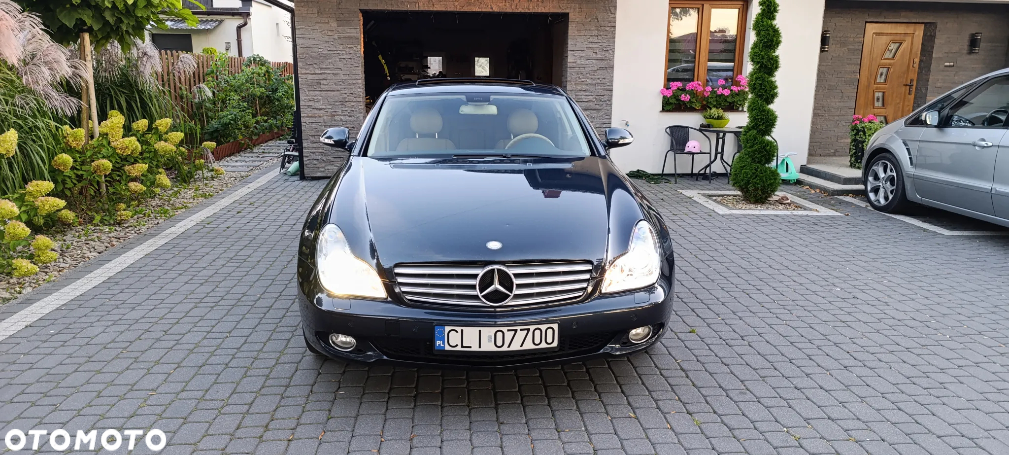 Mercedes-Benz CLS 500 - 6