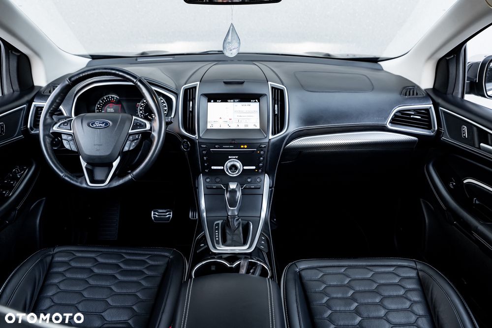 Ford Edge 2.0 TDCi Bi-Turbo 4x4 Vignale - 29